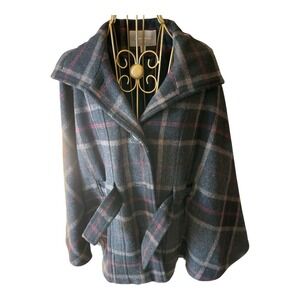 Banana Republic W XS Wool Plaid Button Up Tie Plaid Cape Warm Comfy Country Core